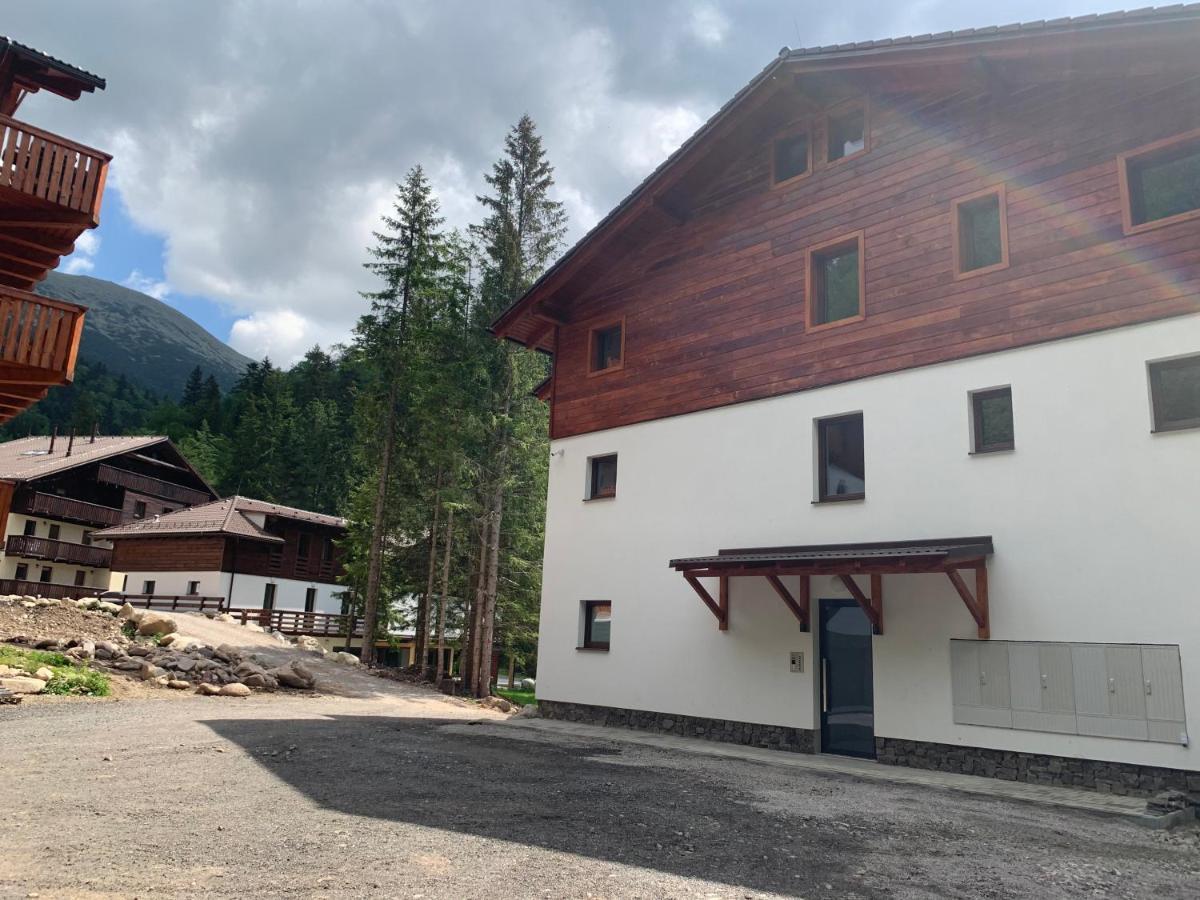 Apartmán Jeleň Chopok Juh-Trangoška Tale Esterno foto